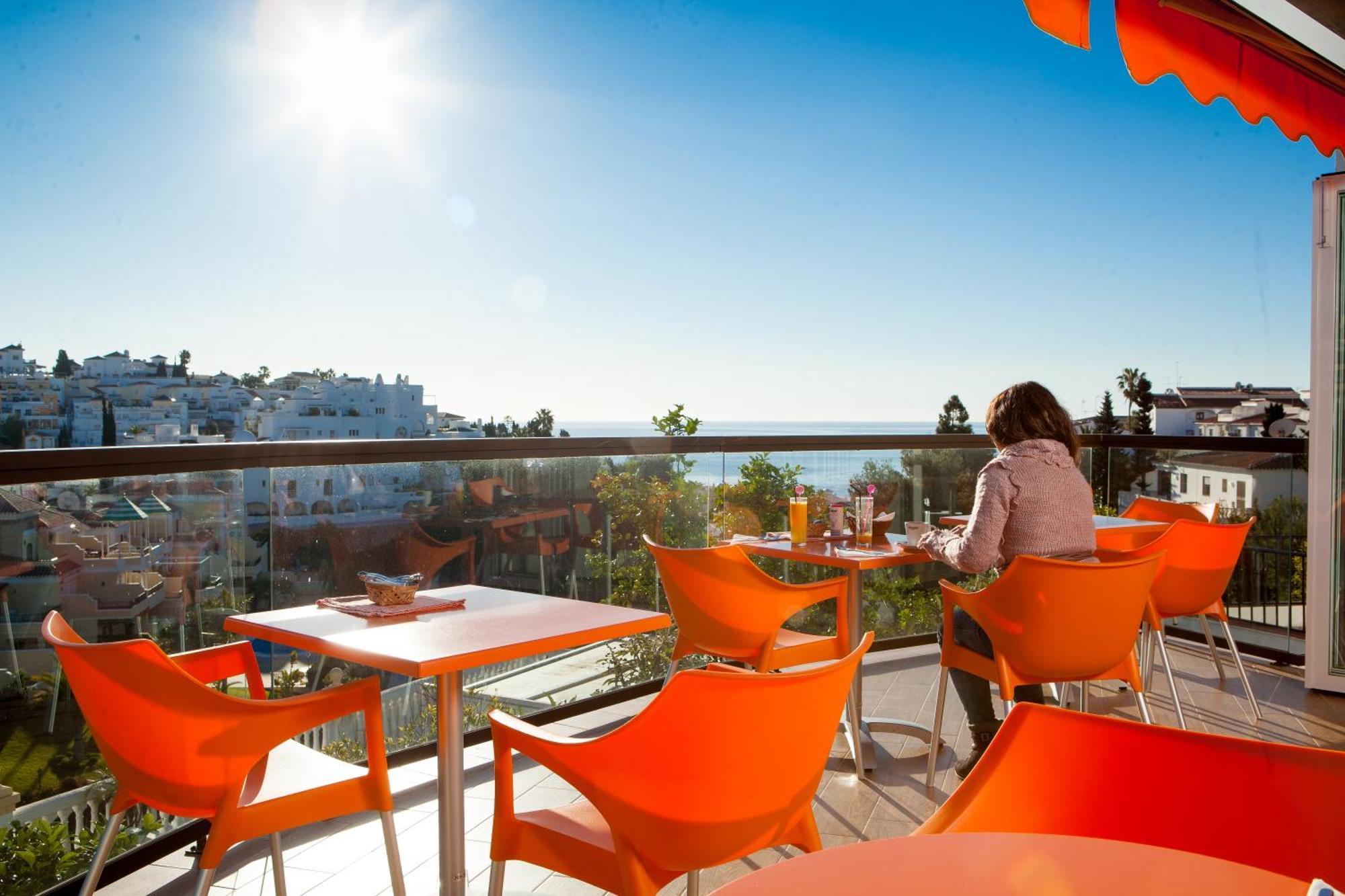 Hostal Casa Mercedes Nerja Eksteriør bilde