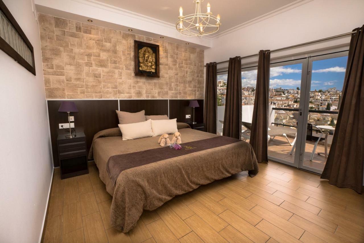 Hostal Casa Mercedes Nerja Eksteriør bilde