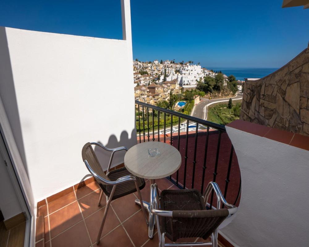 Hostal Casa Mercedes Nerja Eksteriør bilde