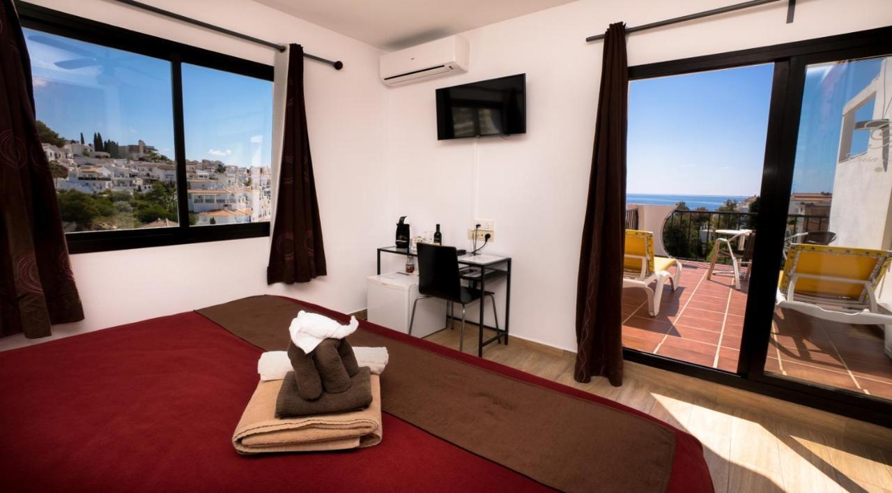 Hostal Casa Mercedes Nerja Eksteriør bilde